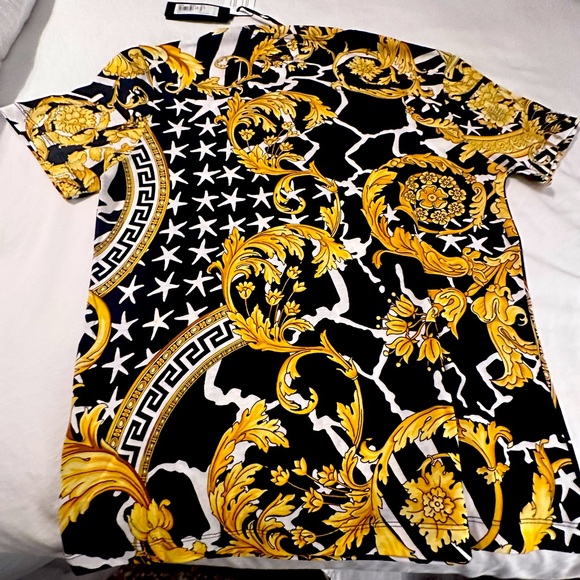 Versace men’s shirt medium - Picture 2 of 4